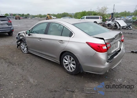 2015 Subaru Legacy 2.5I Premium из США, поврежденный, VIN 4S3BNAF65F3035684